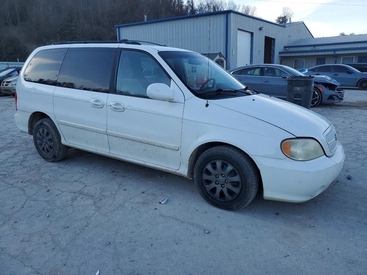 2005 KIA SEDONA