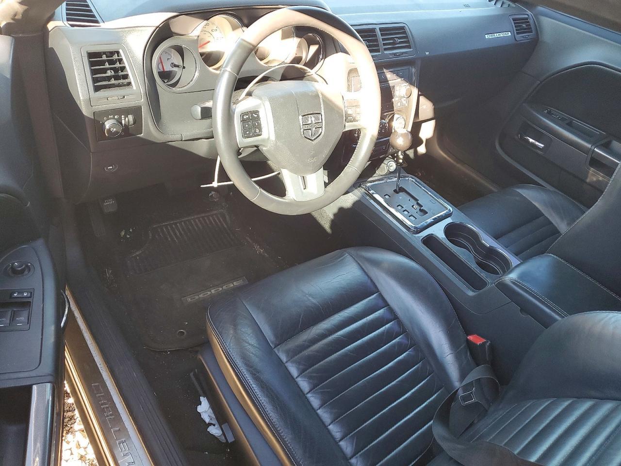 2013 DODGE Challenger