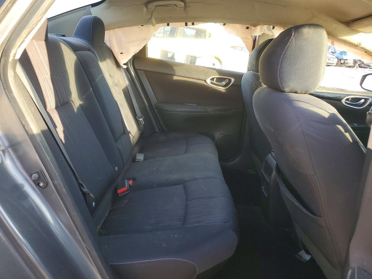 2016 NISSAN SENTRA