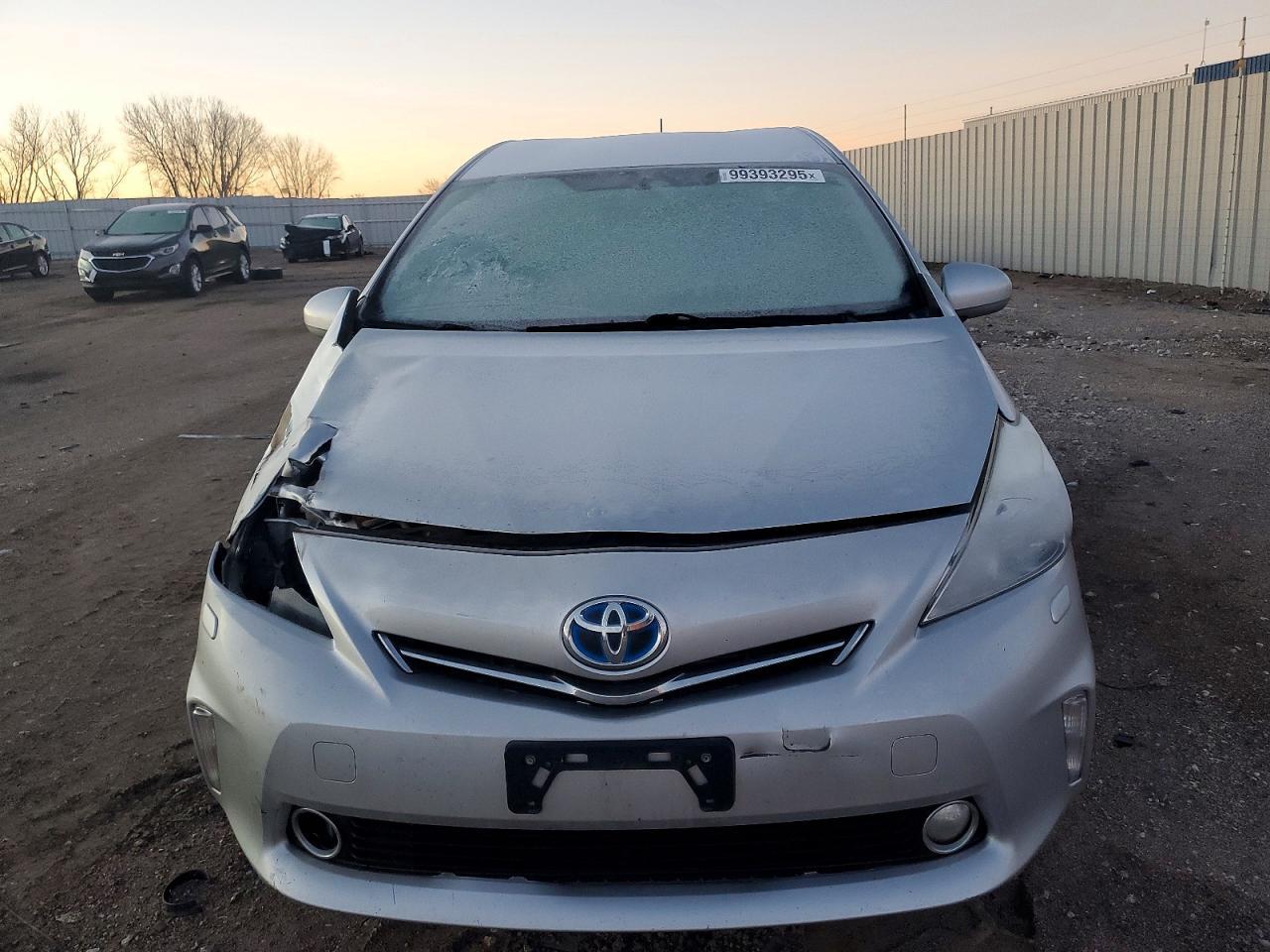 2012 TOYOTA PRIUS V