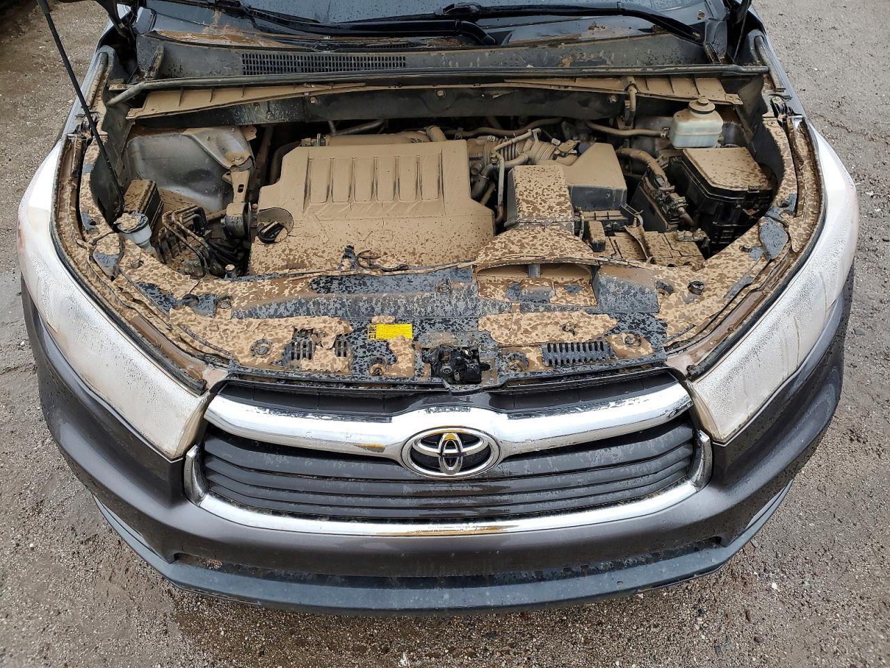 2015 TOYOTA HIGHLANDER