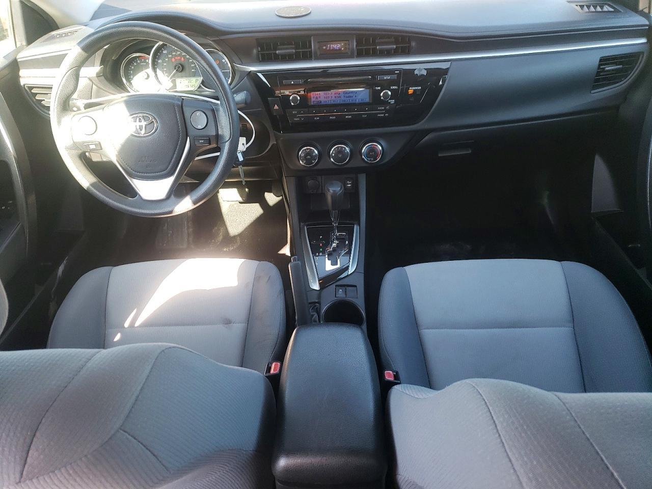 2015 TOYOTA COROLLA
