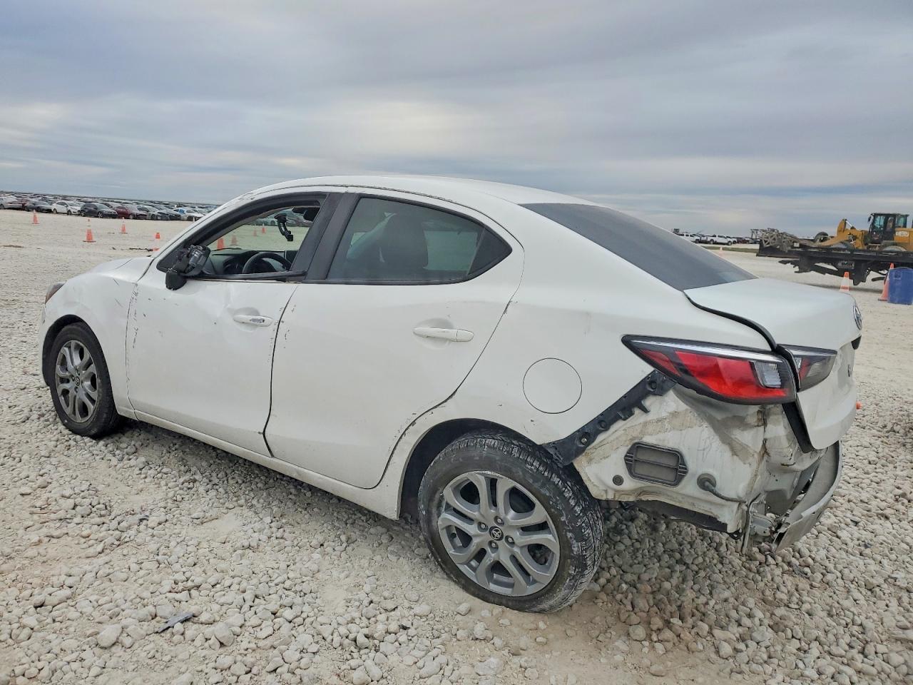2017 TOYOTA YARIS