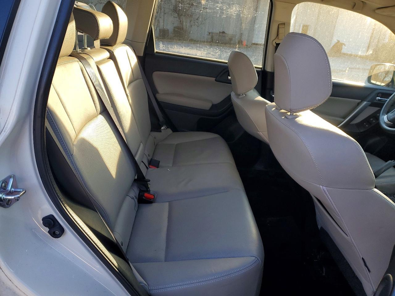 2015 SUBARU FORESTER