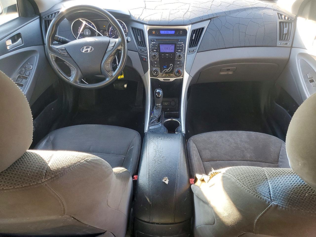 2011 HYUNDAI SONATA