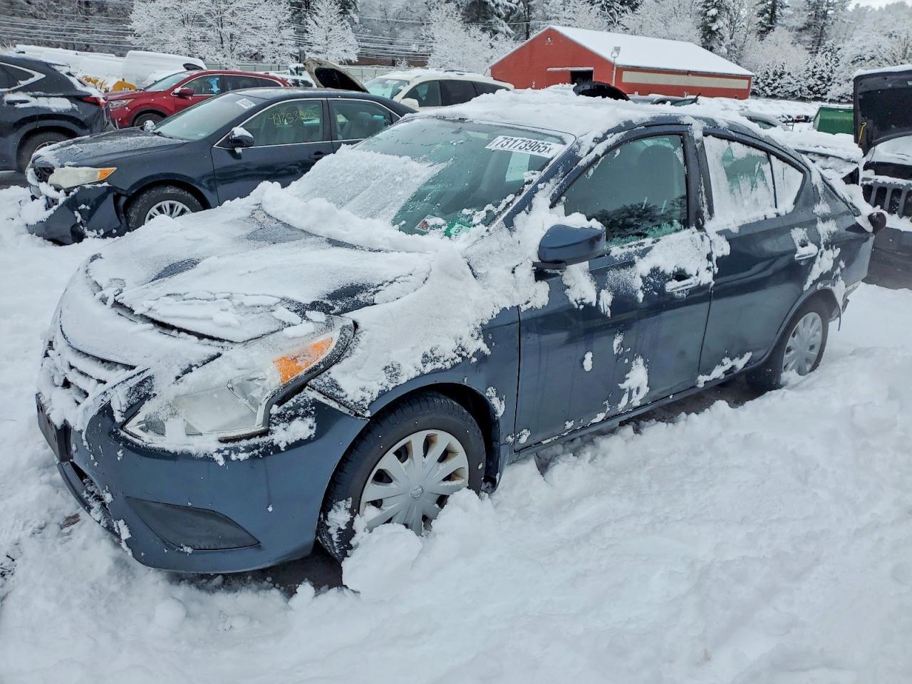 2015 NISSAN VERSA