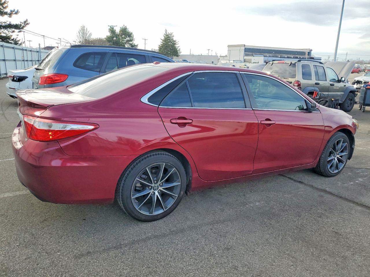 2017 TOYOTA CAMRY