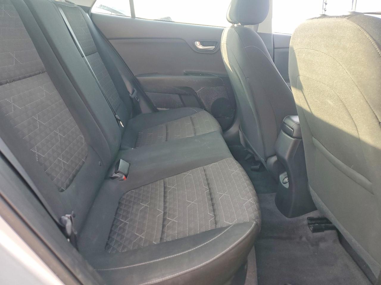 2021 KIA RIO