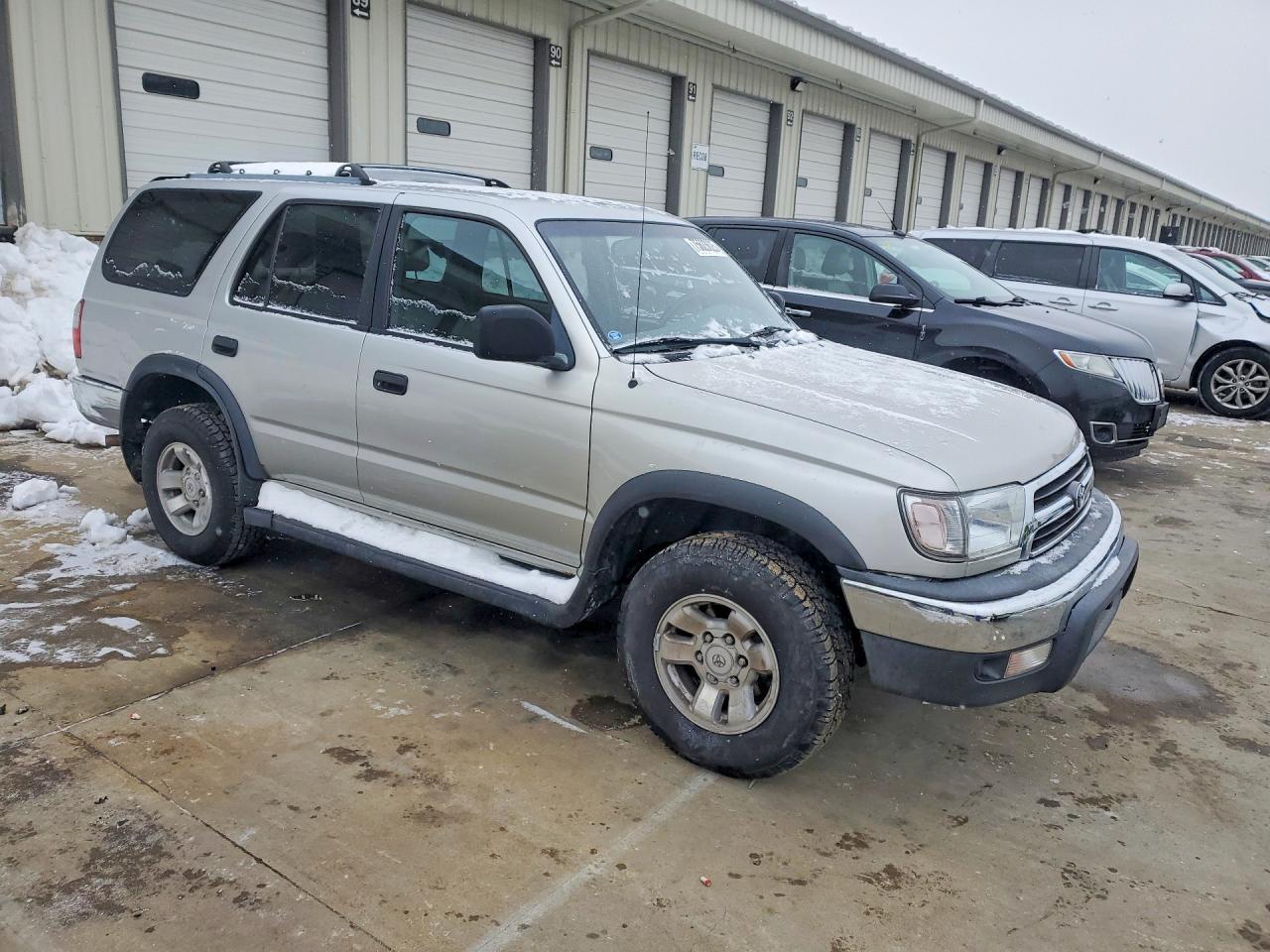 2000 TOYOTA 4Runner