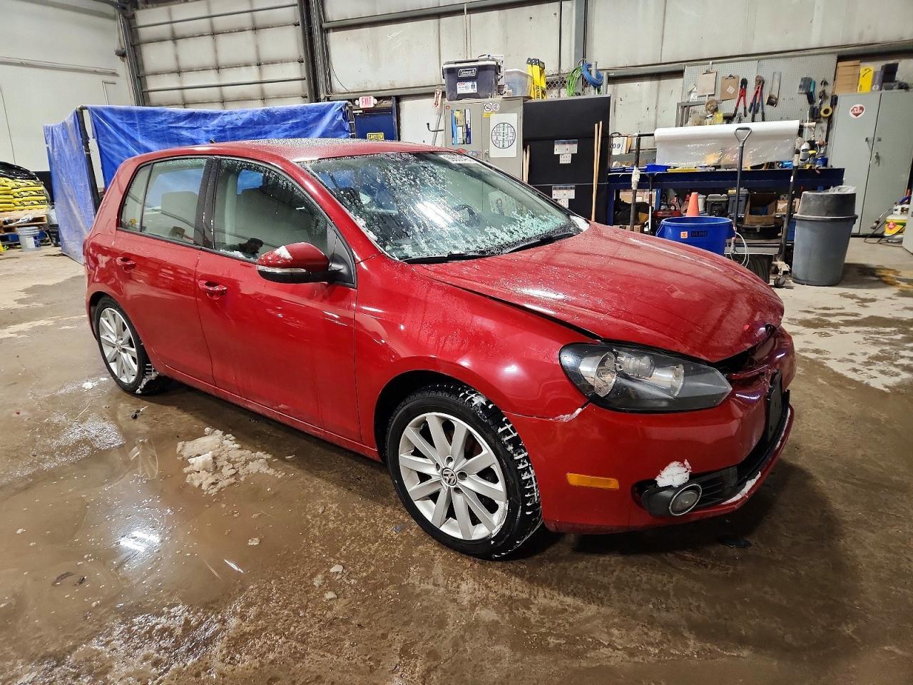 2011 VOLKSWAGEN GOLF