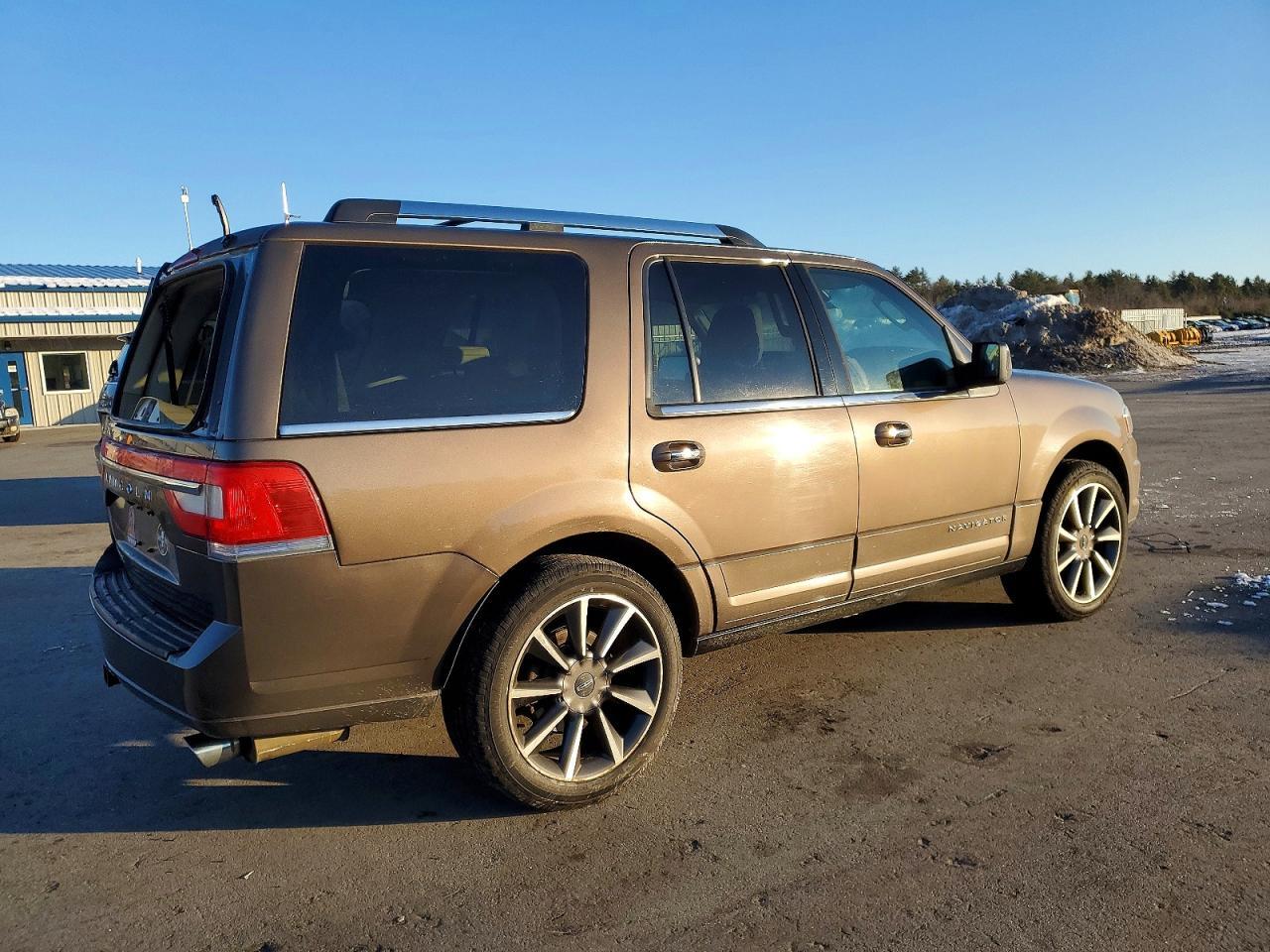 2017 LINCOLN Navigator