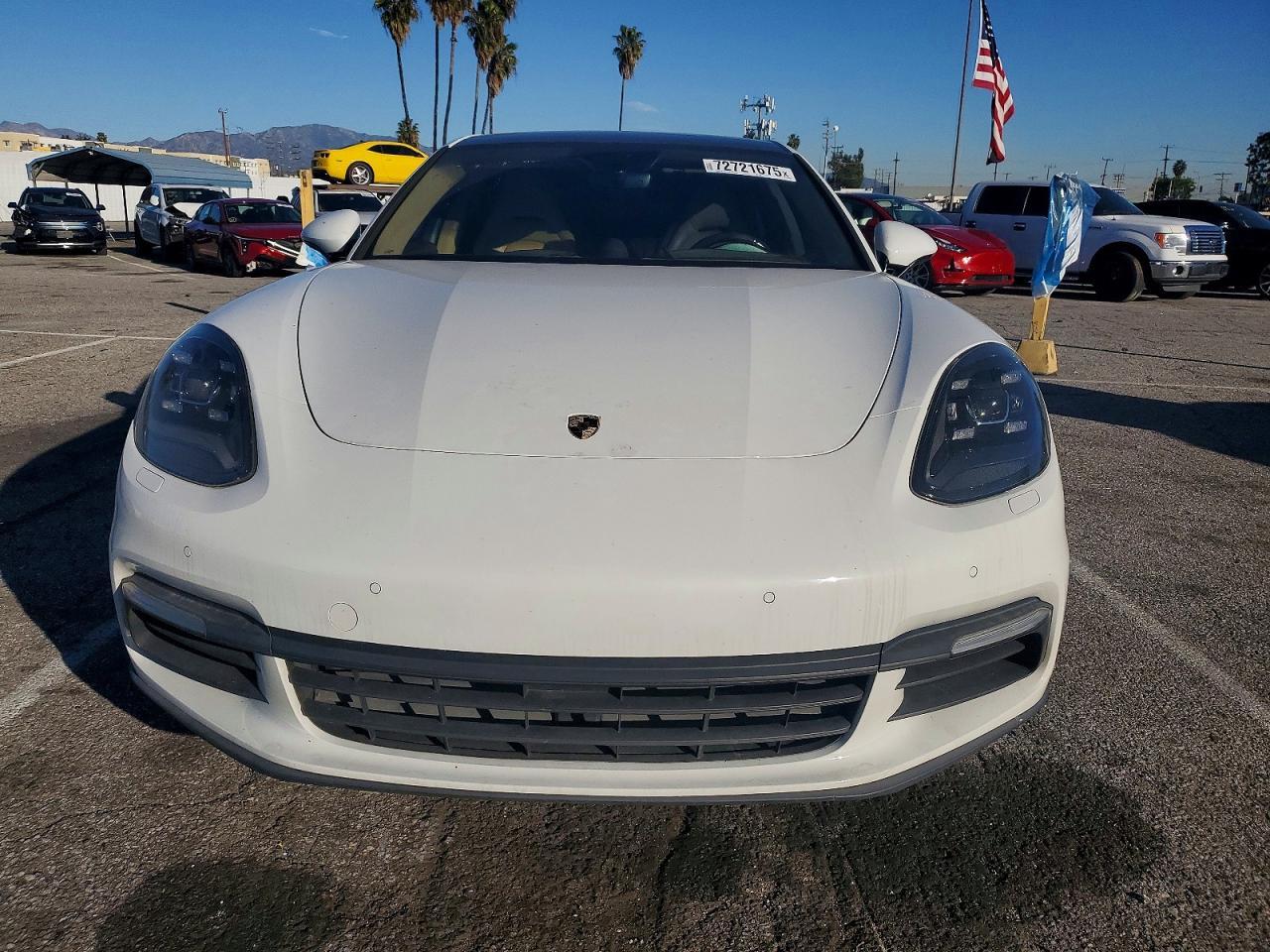 2017 PORSCHE Panamera