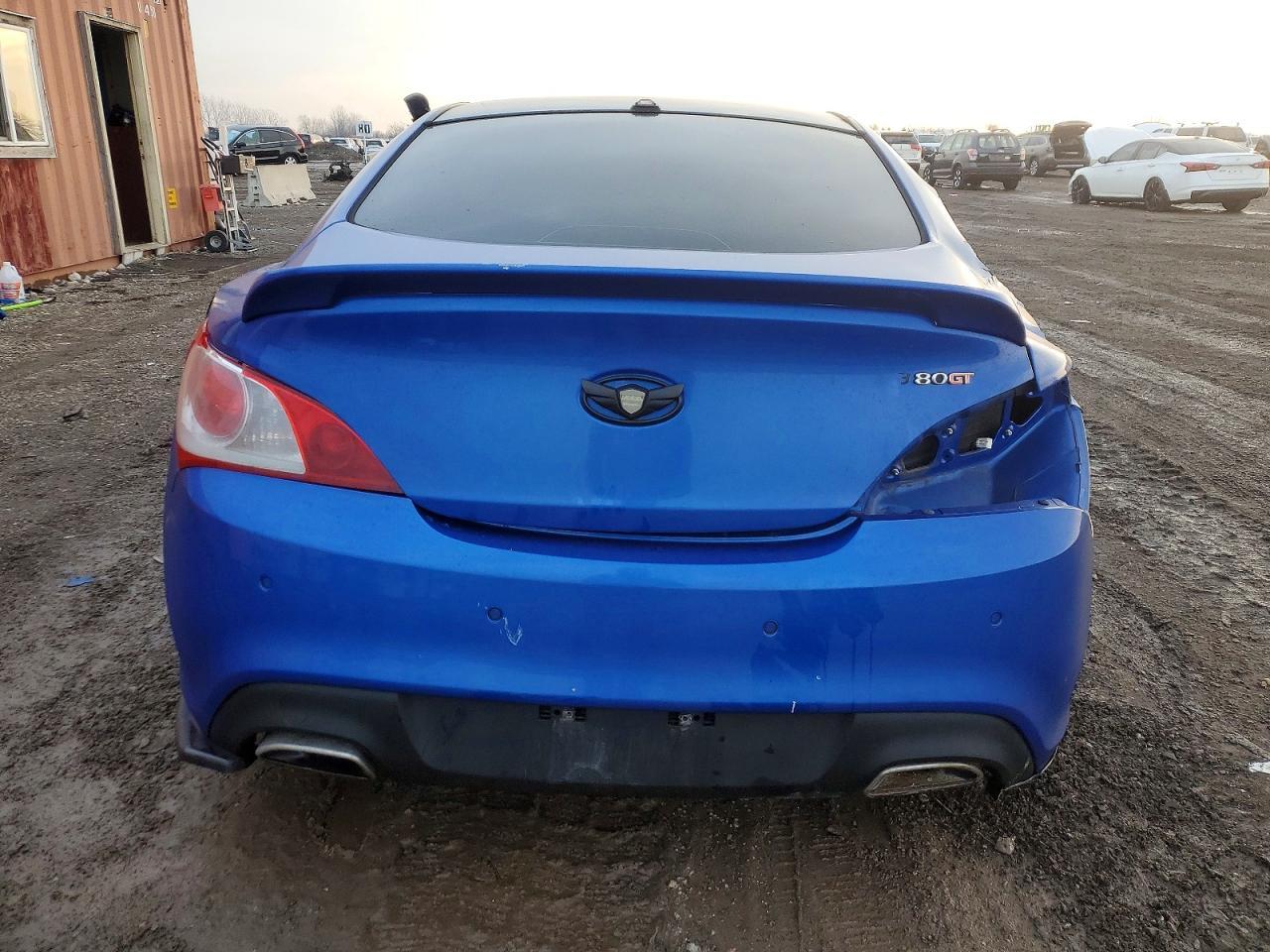 2011 HYUNDAI GENESIS