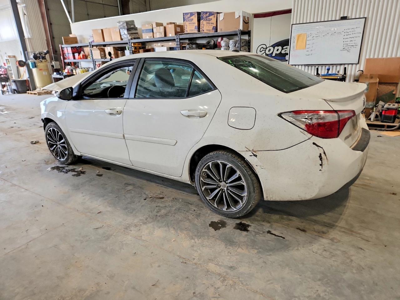 2016 TOYOTA COROLLA