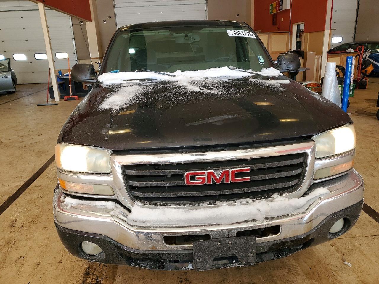 2004 GMC SIERRA 1500