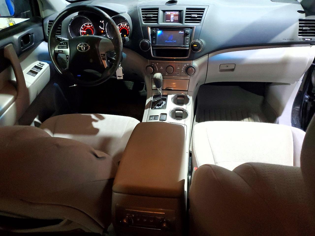 2013 TOYOTA HIGHLANDER