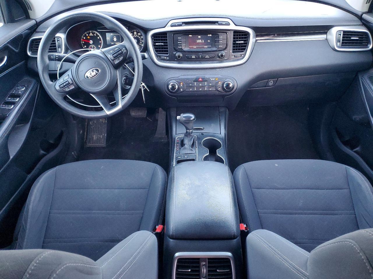 2017 KIA SORENTO
