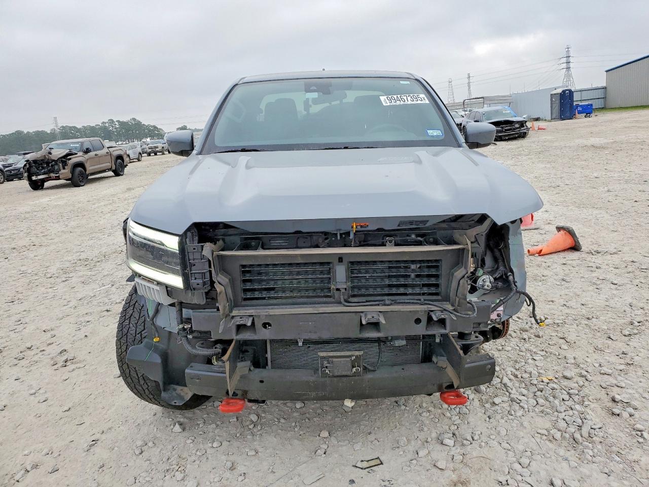2024 NISSAN Frontier