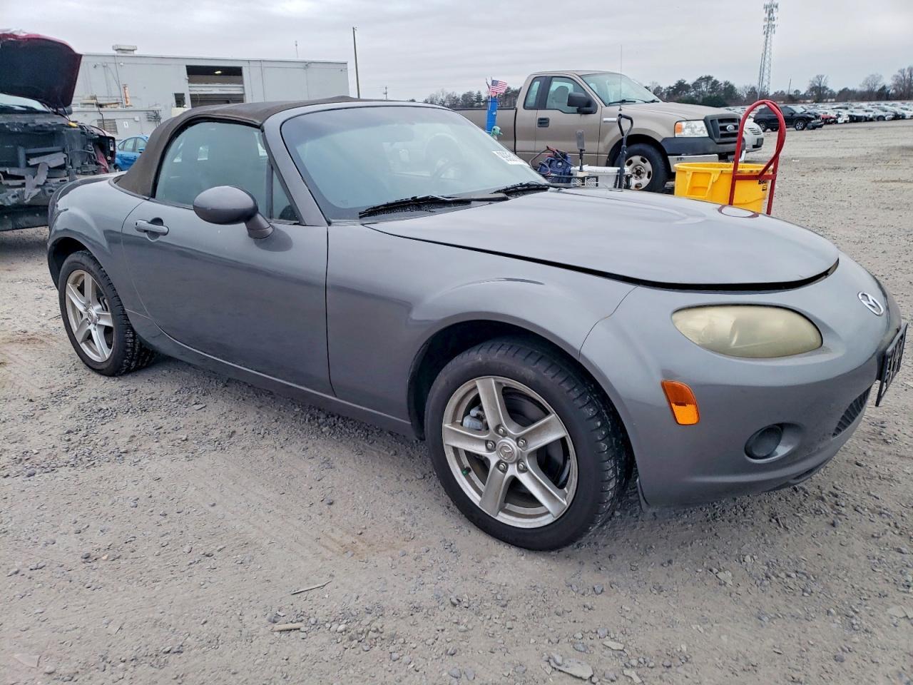 2006 MAZDA MX-5 Miata