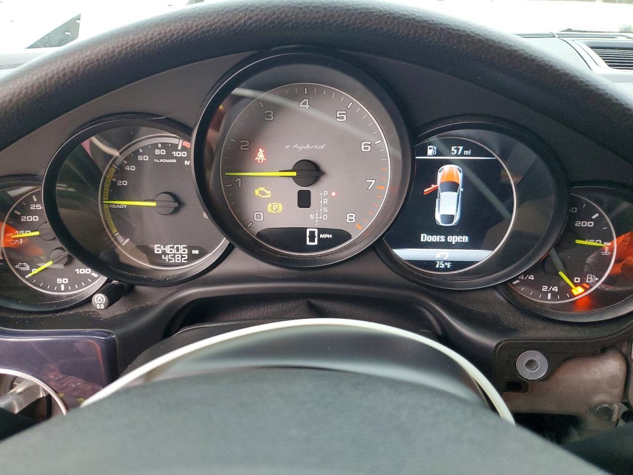 2015 PORSCHE Panamera