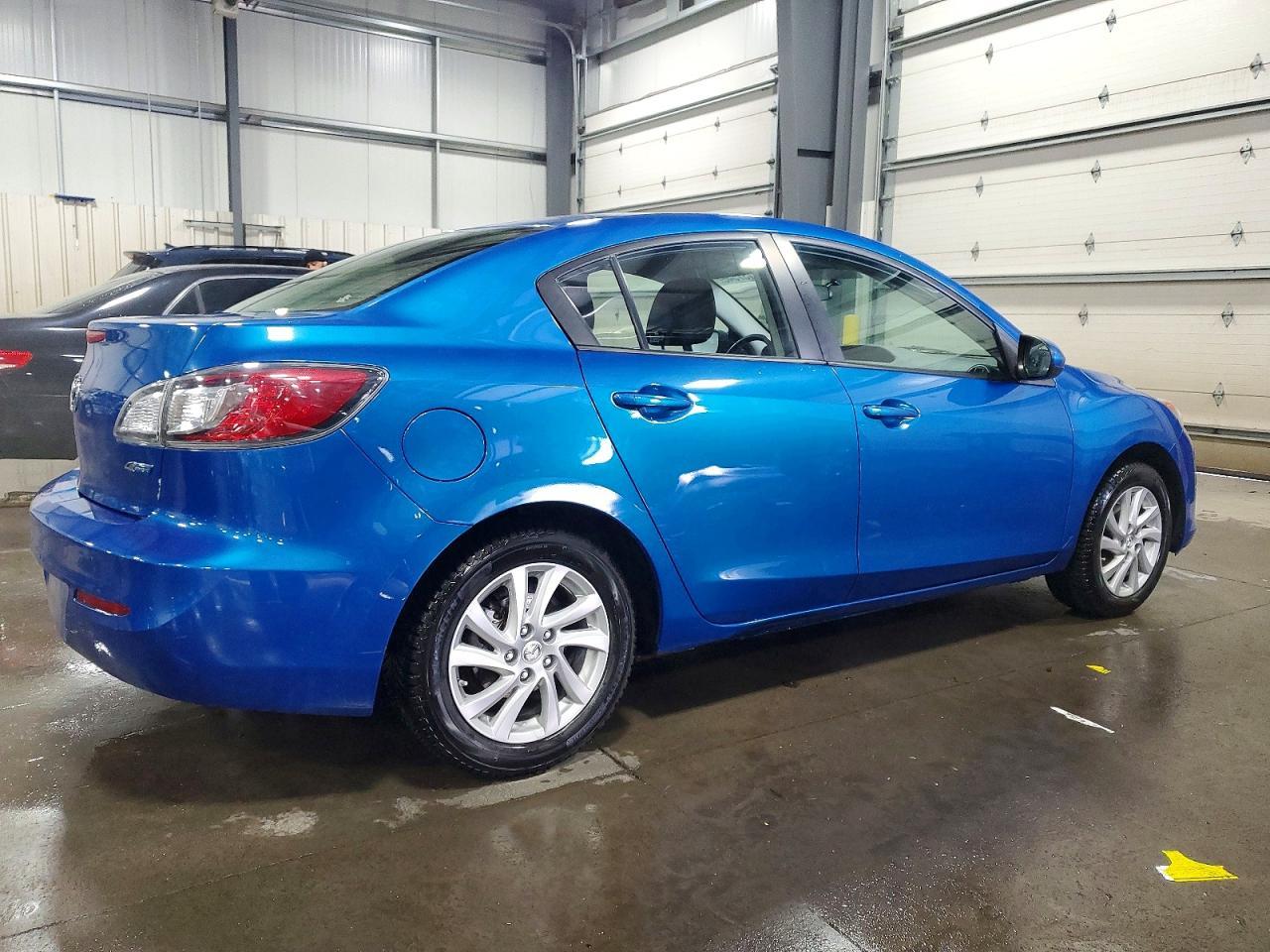 2012 MAZDA 3