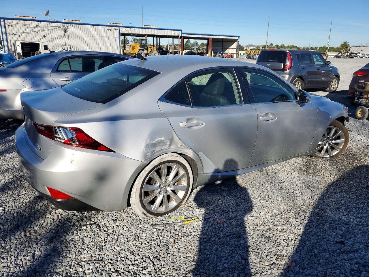 2016 LEXUS IS 200t