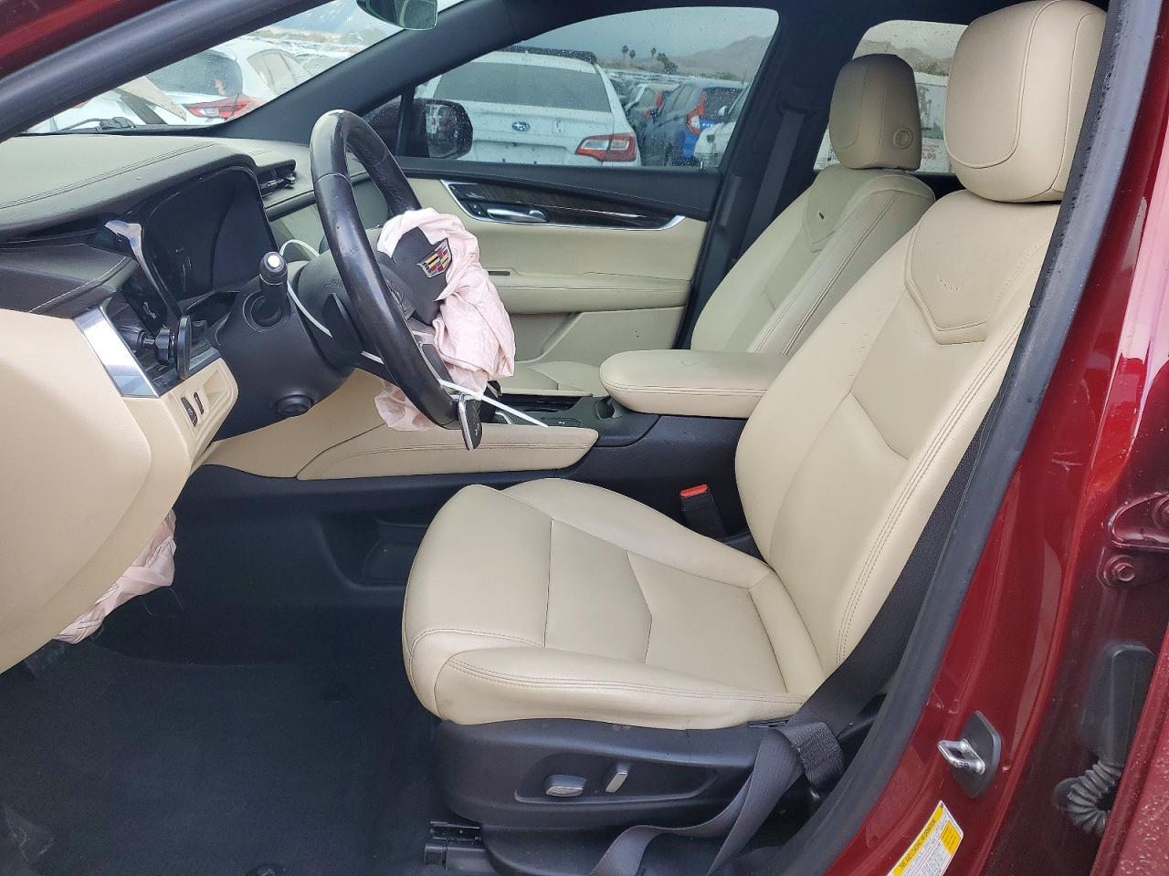 2018 CADILLAC XT5