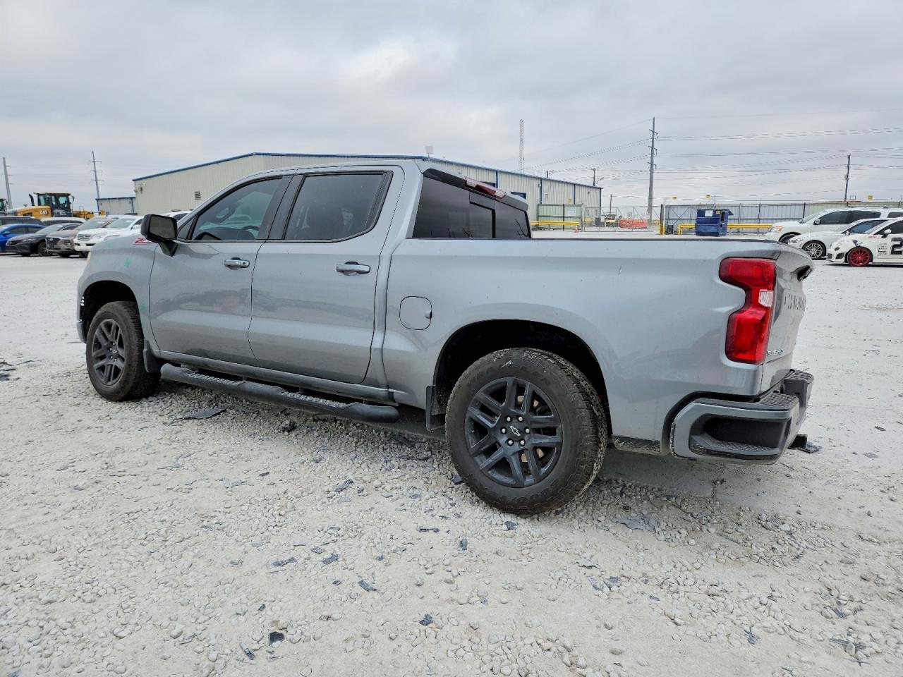 2024 CHEVROLET Silverado