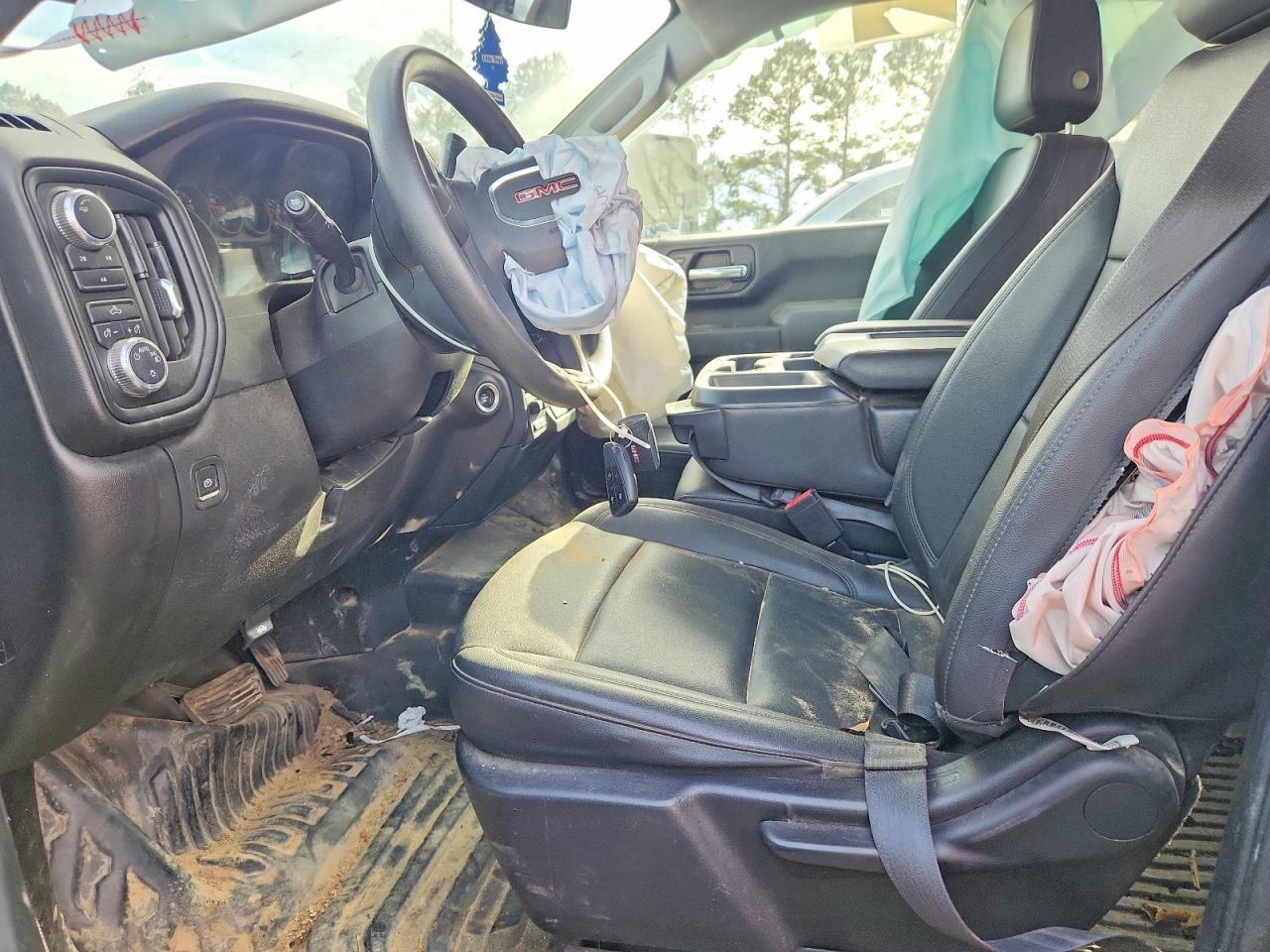 2024 GMC Sierra