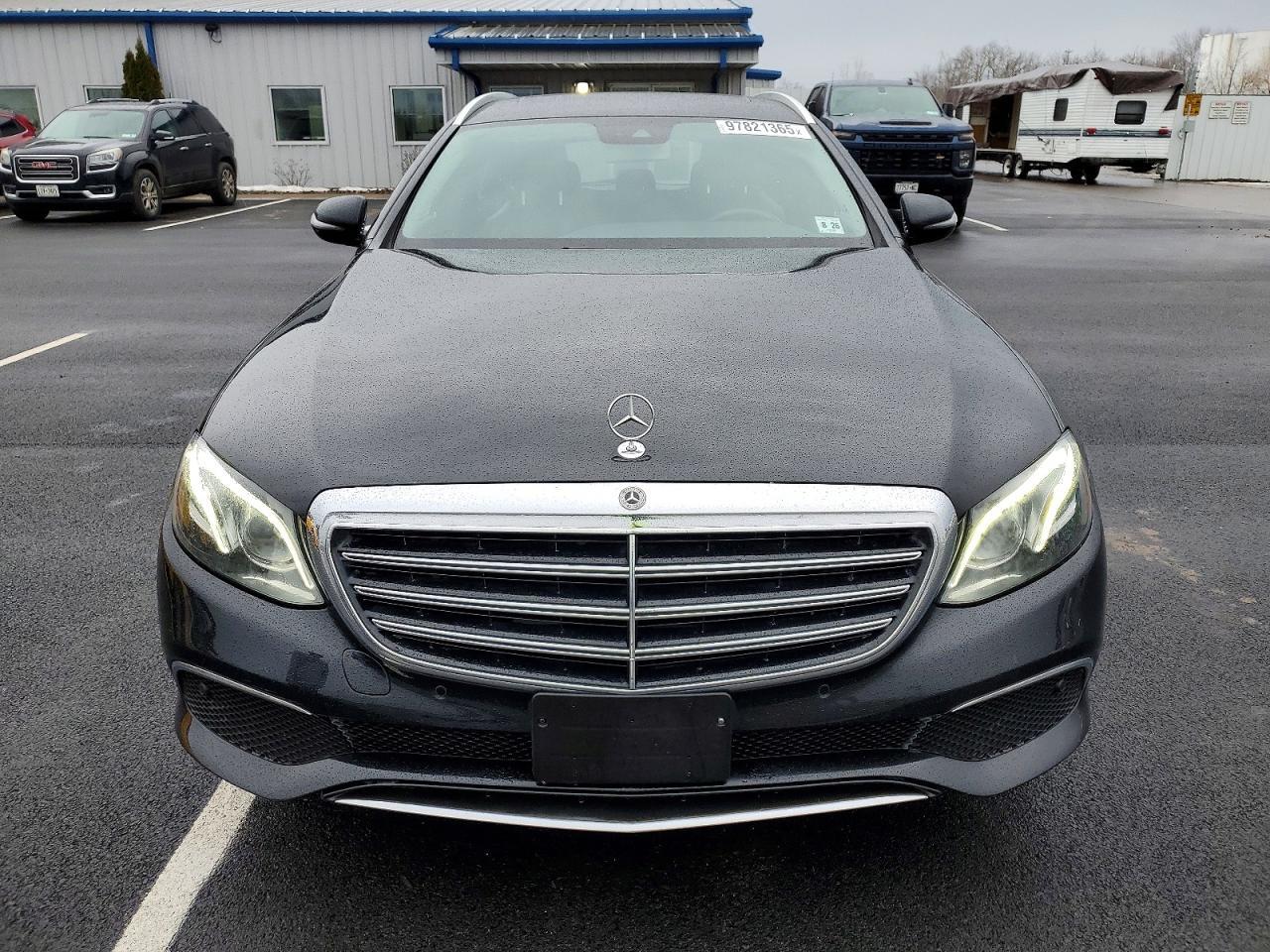 2018 MERCEDES-BENZ E-Class