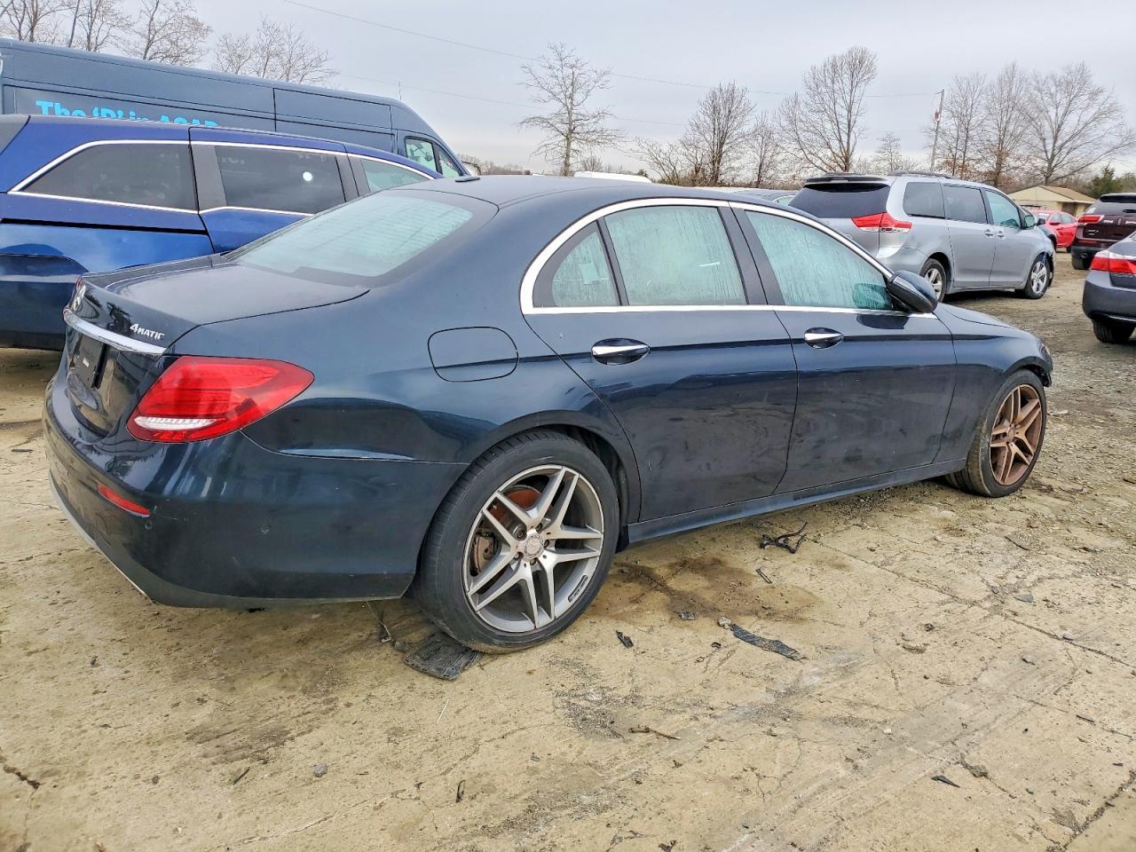 2017 MERCEDES-BENZ E-Class
