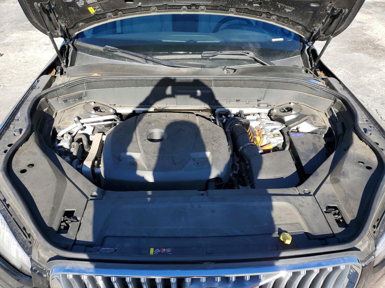 2024 VOLVO XC90