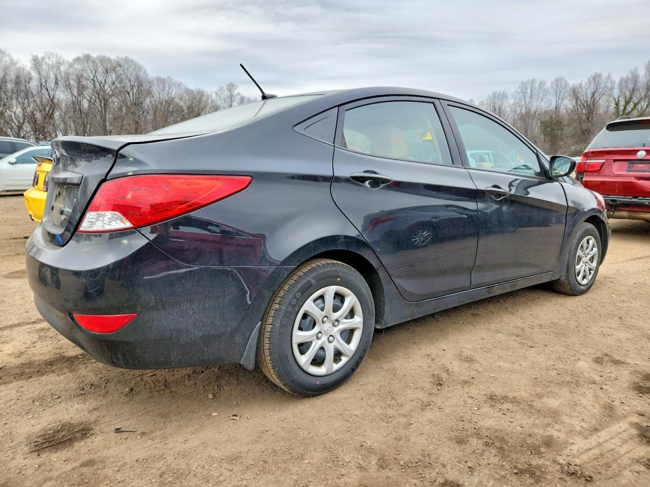 2013 HYUNDAI ACCENT