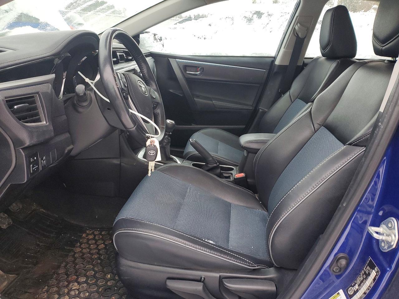 2015 TOYOTA COROLLA