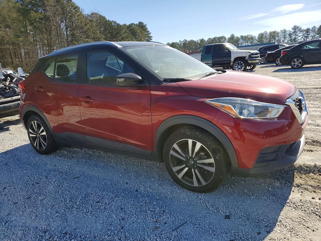2019 NISSAN KICKS