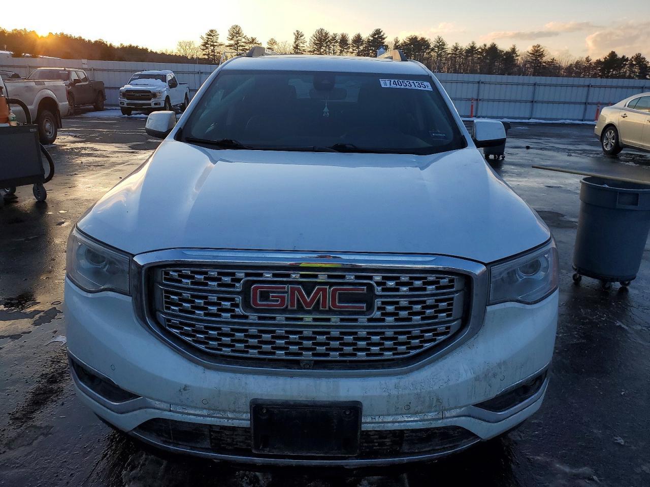 2018 GMC ACADIA