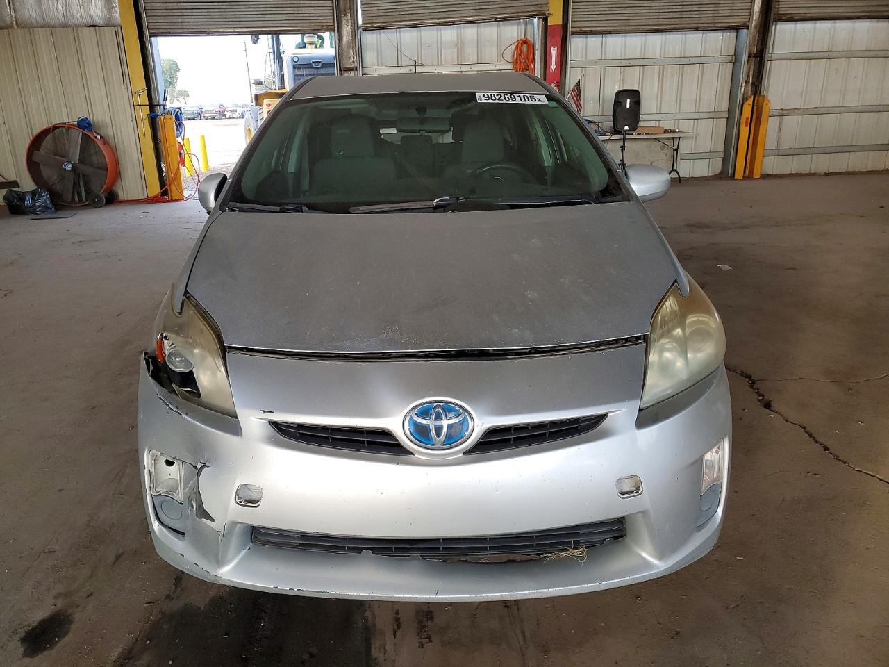 2011 TOYOTA PRIUS