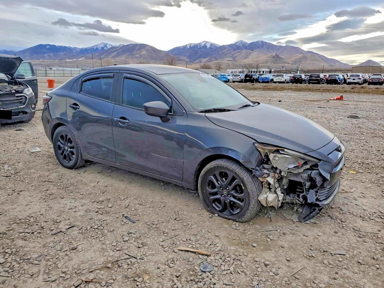 2016 TOYOTA SCION