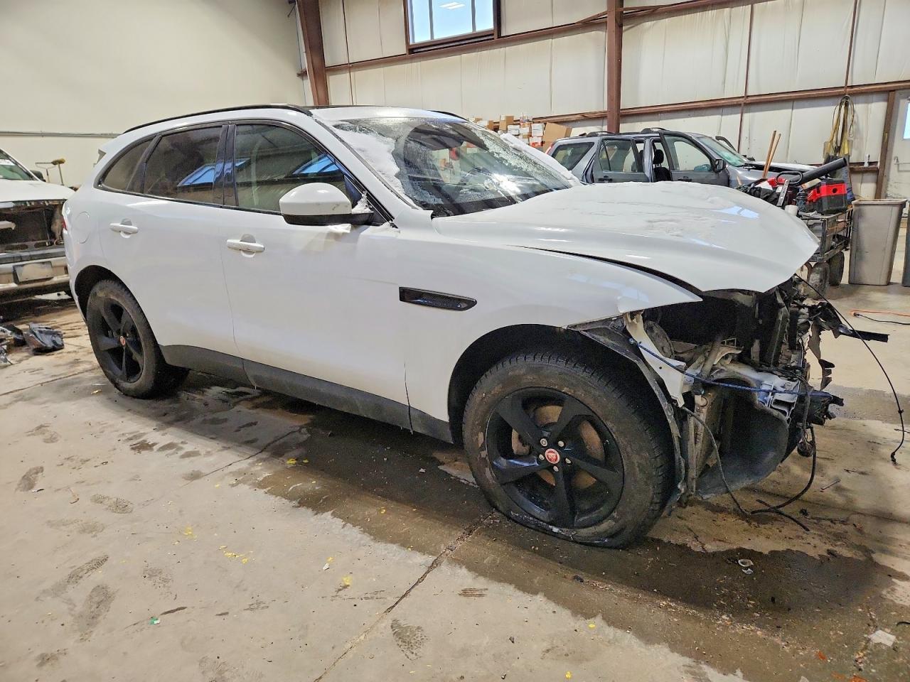 2019 JAGUAR F-Pace