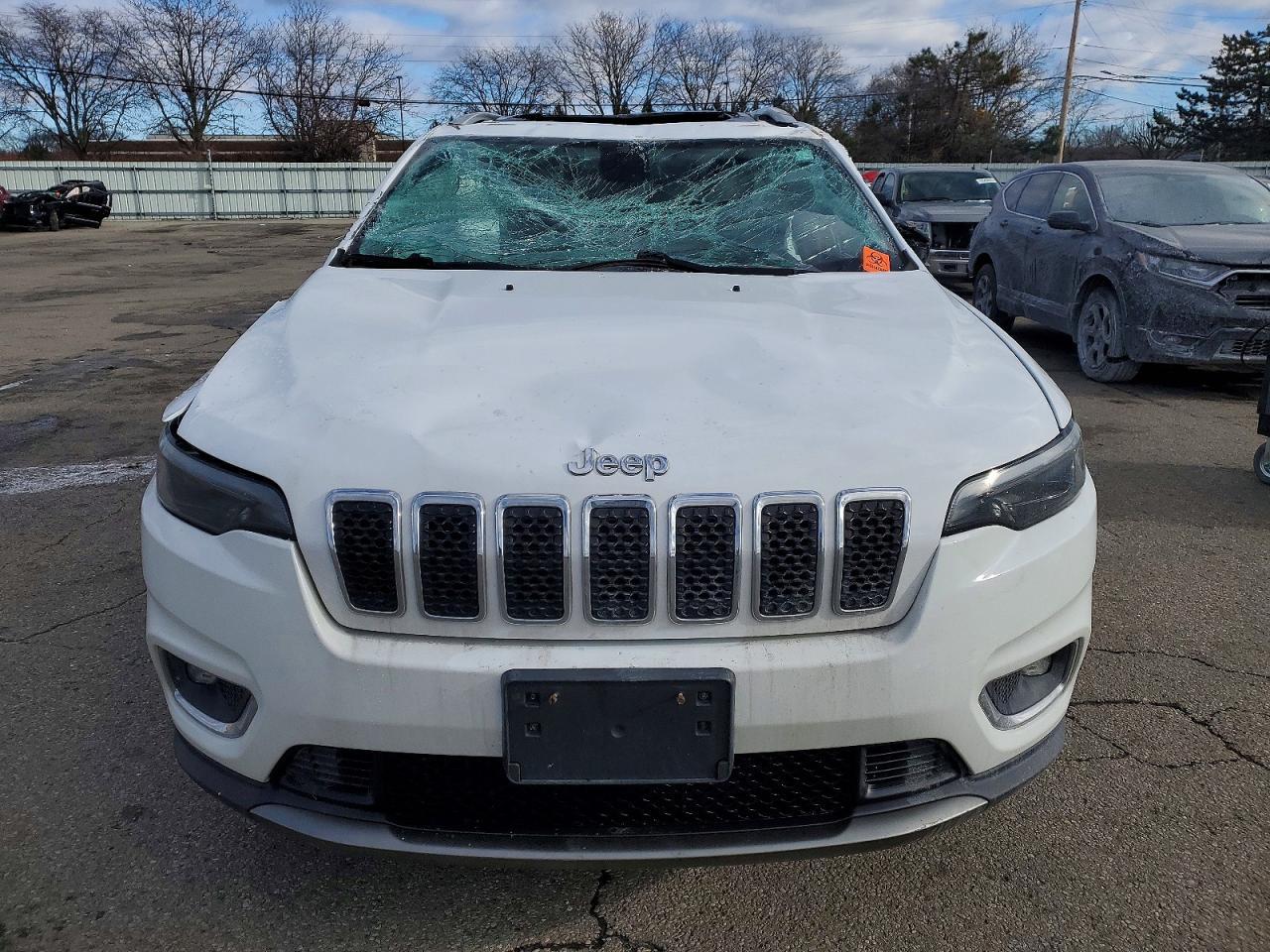 2019 JEEP CHEROKEE