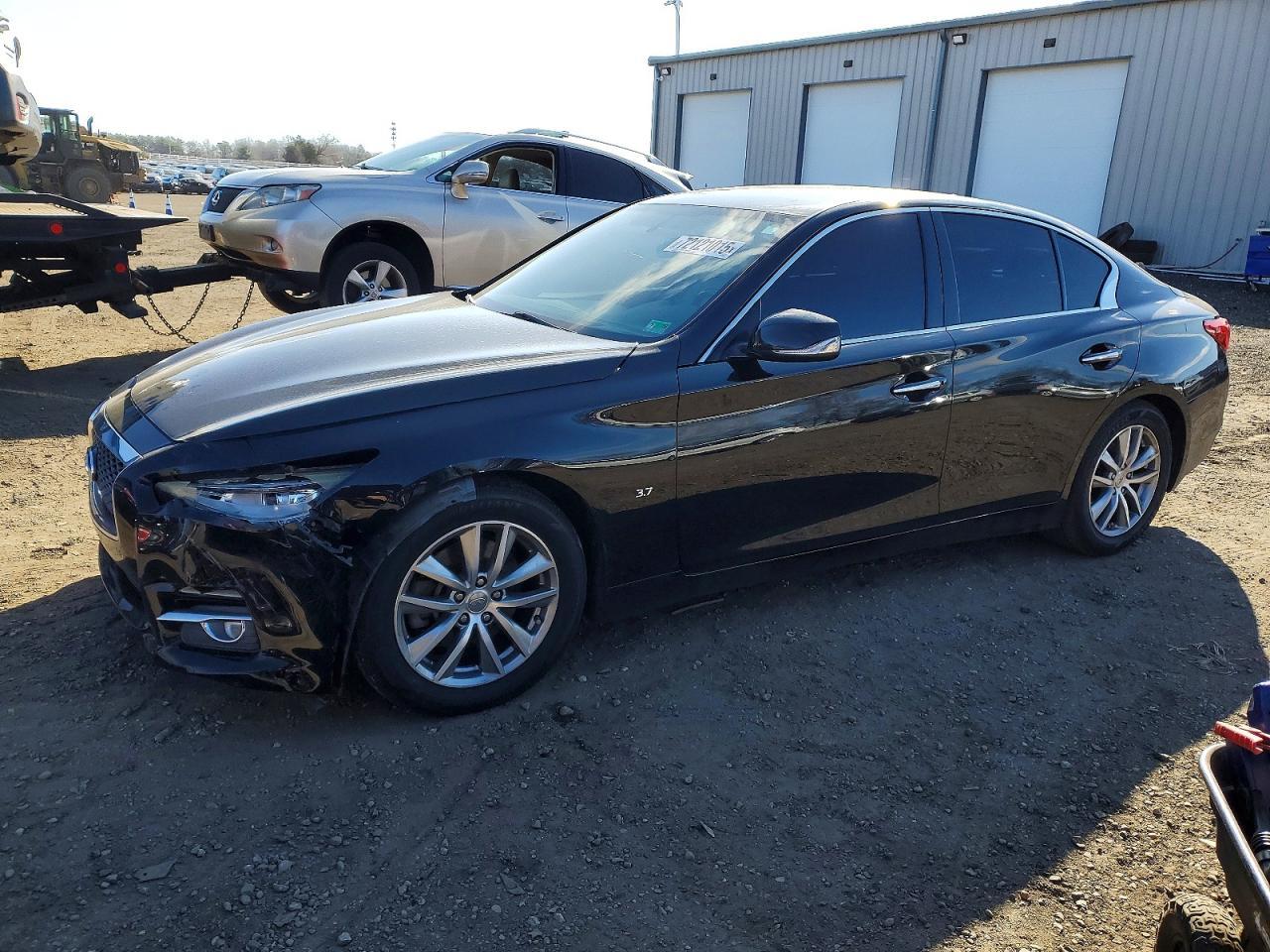 2014 INFINITI Q50