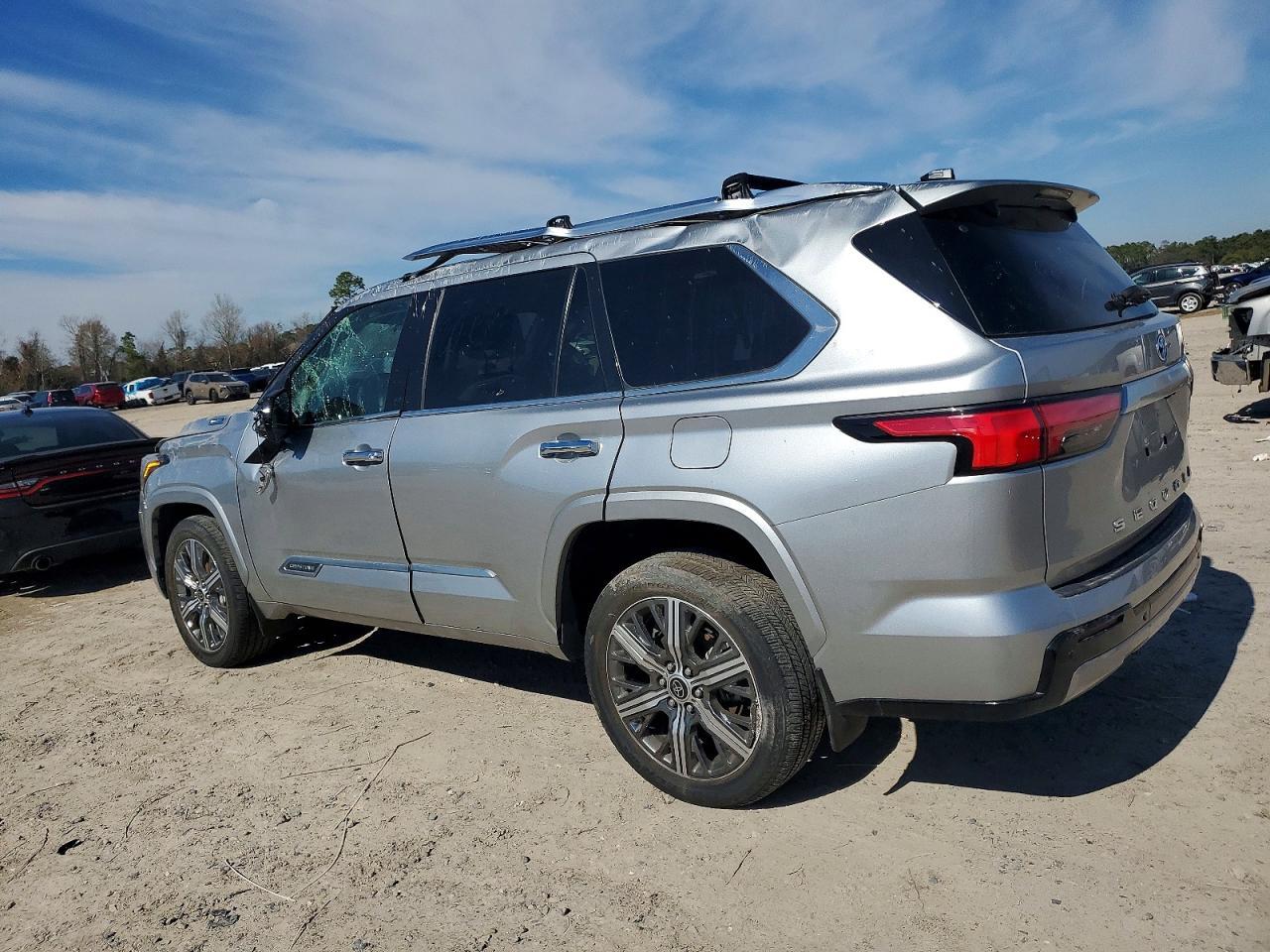 2023 TOYOTA Sequoia