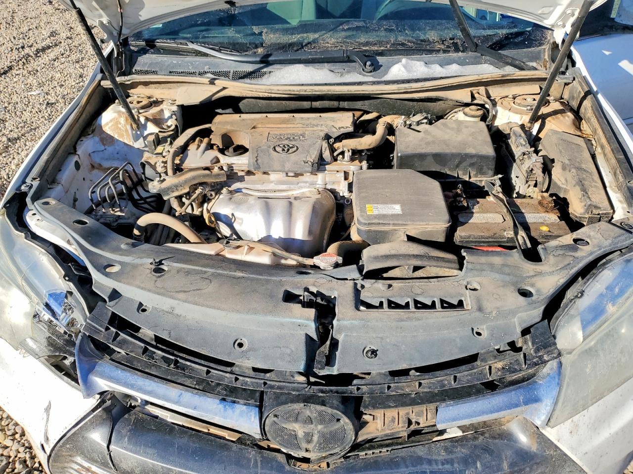 2016 TOYOTA CAMRY