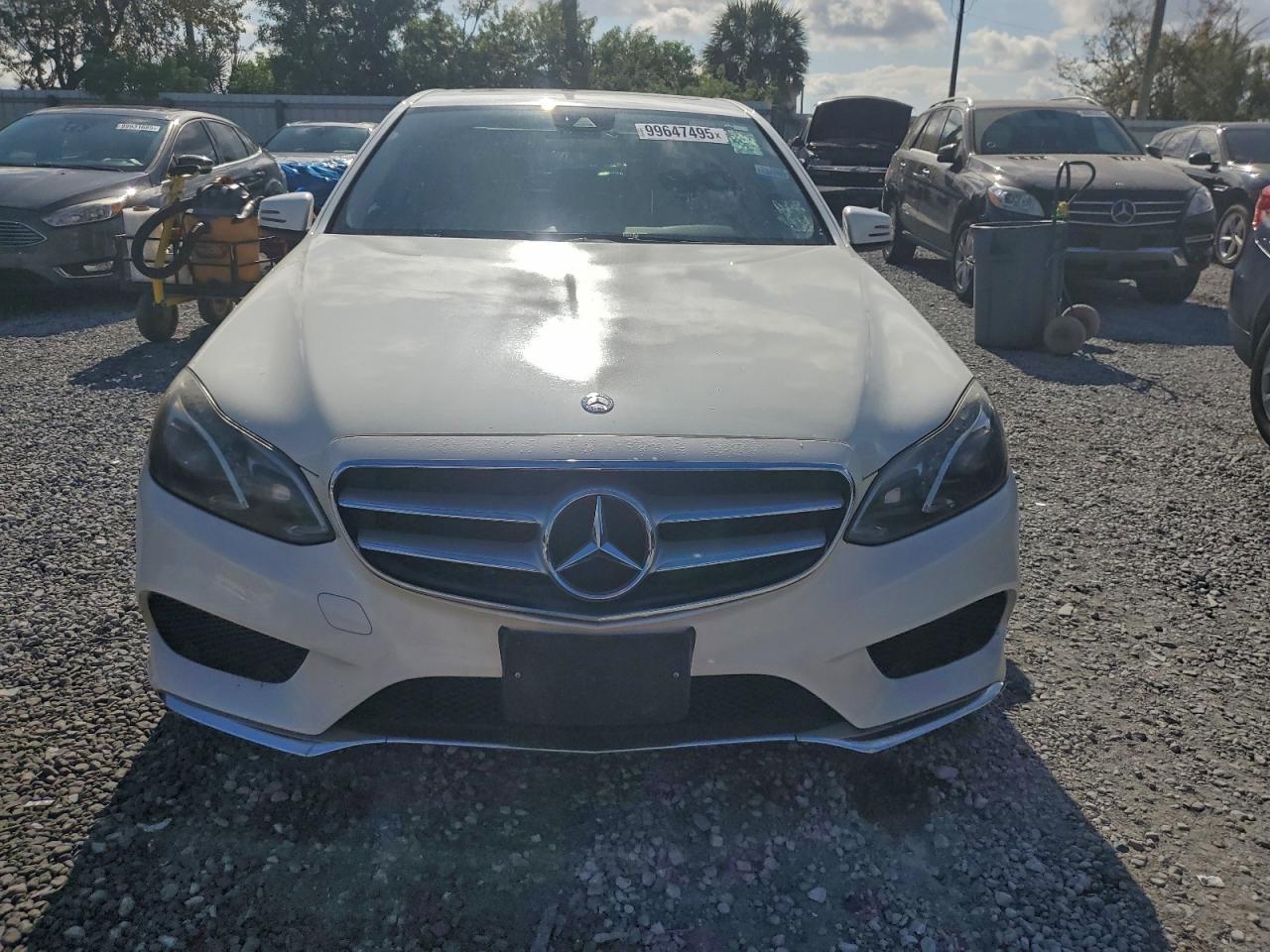 2014 MERCEDES-BENZ E-Class