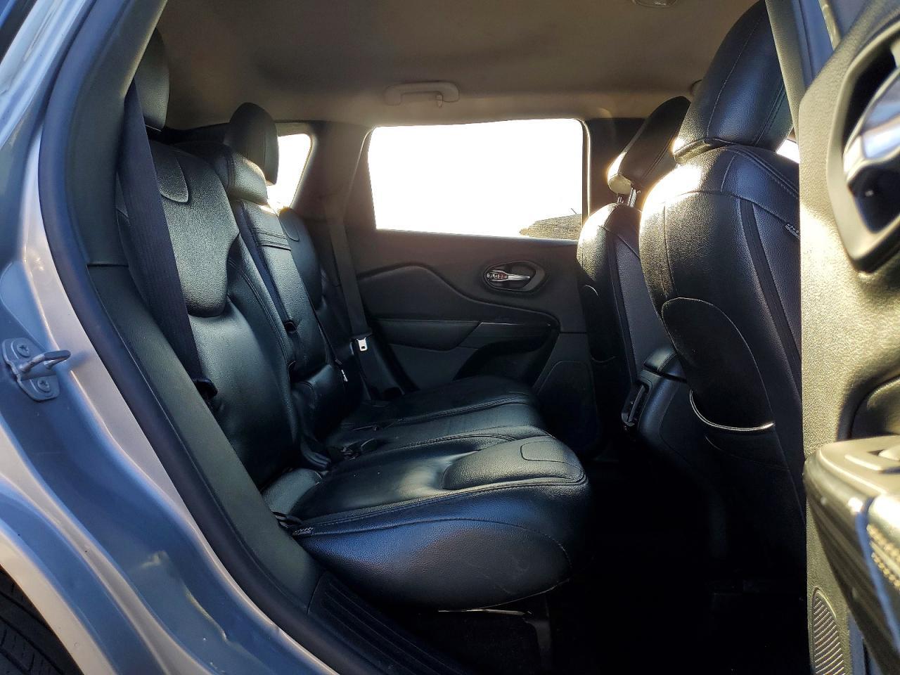 2017 JEEP CHEROKEE