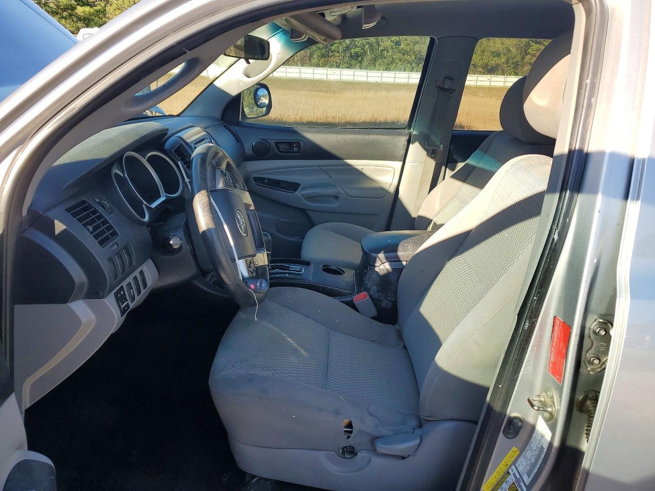 2015 TOYOTA TACOMA