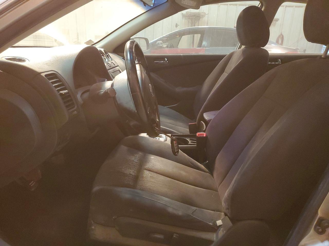 2010 NISSAN ALTIMA