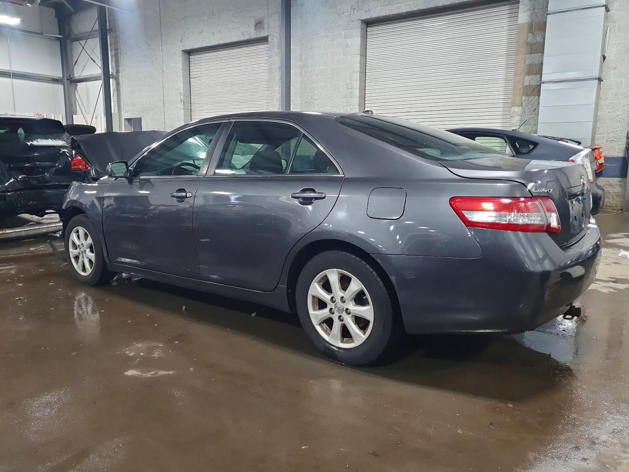 2010 TOYOTA CAMRY