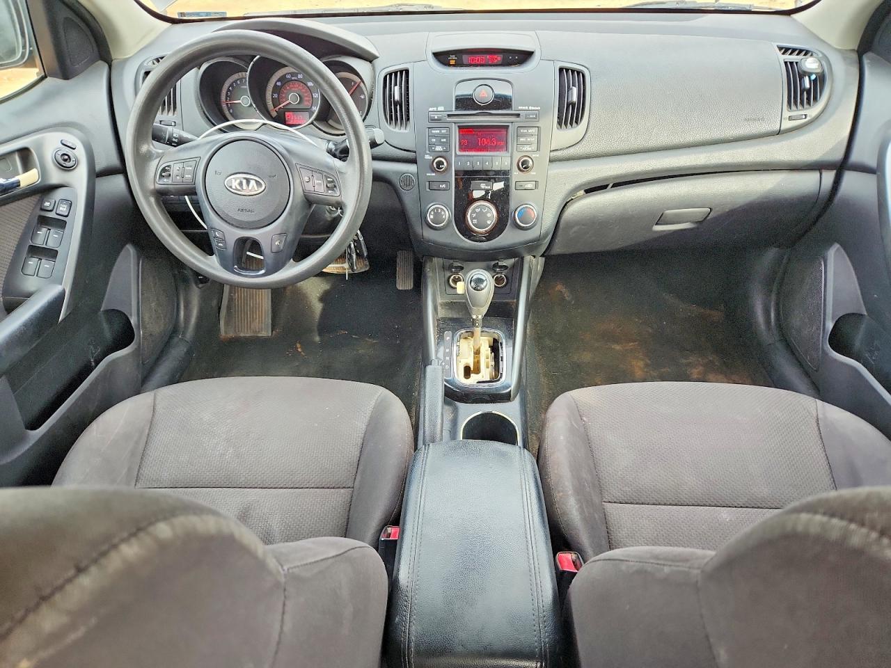 2013 KIA FORTE