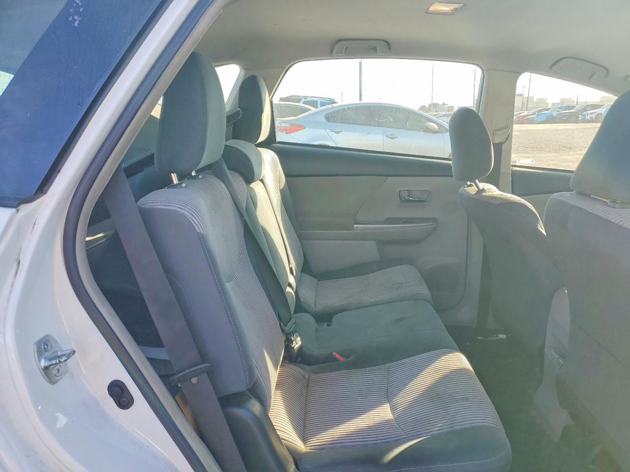 2017 TOYOTA PRIUS V